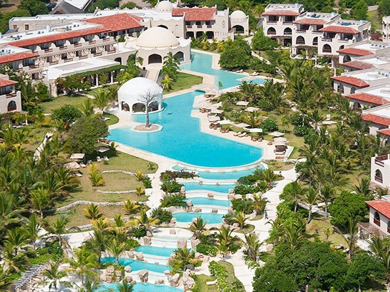 Swahili Beach Resort 5*