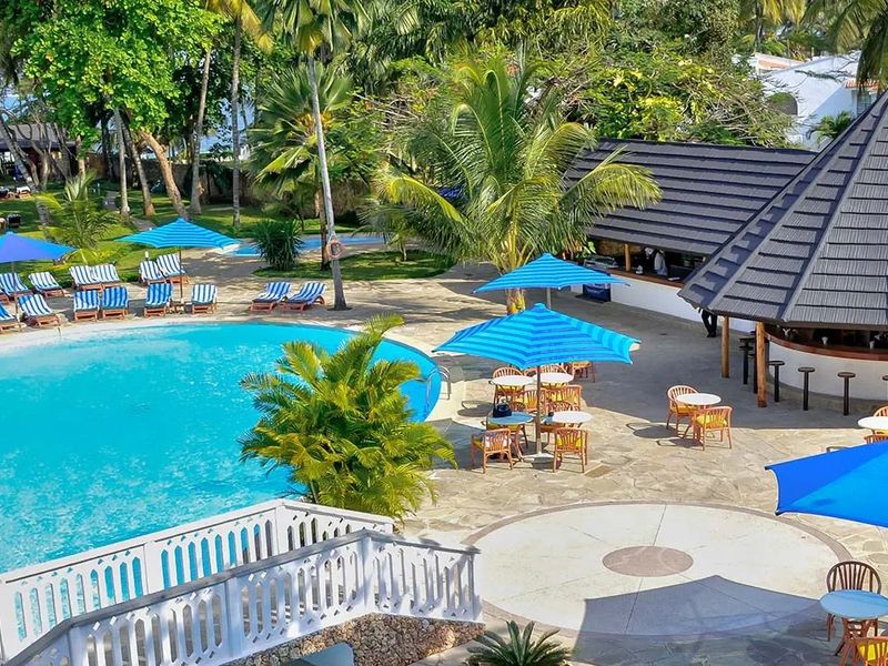 Travellers Beach 4*