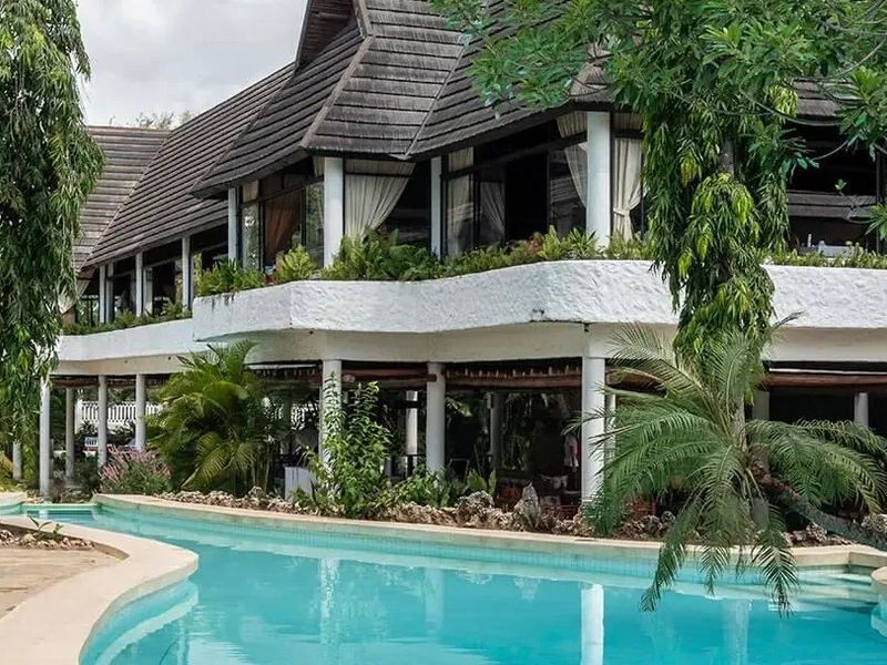 Travellers Club 4*