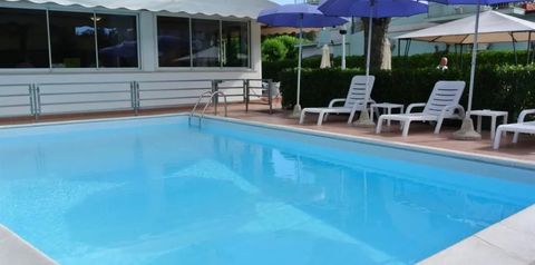 obiekt, teren hotelu, basen