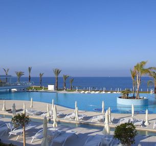 zdjęcie oferty King Evelthon Beach Hotel and Resort