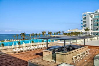 King Evelthon Beach Hotel and Resort