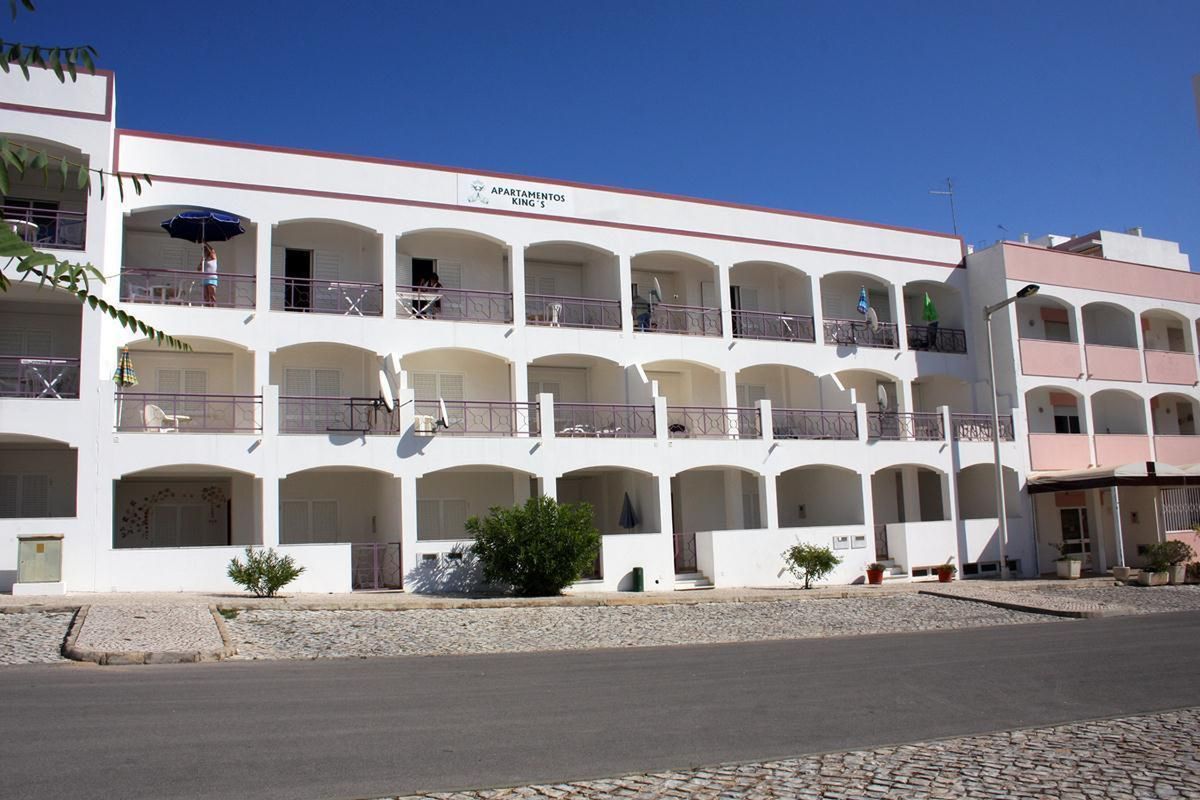 budynek główny, obiekt