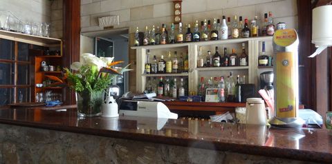 lobby bar, drink bar