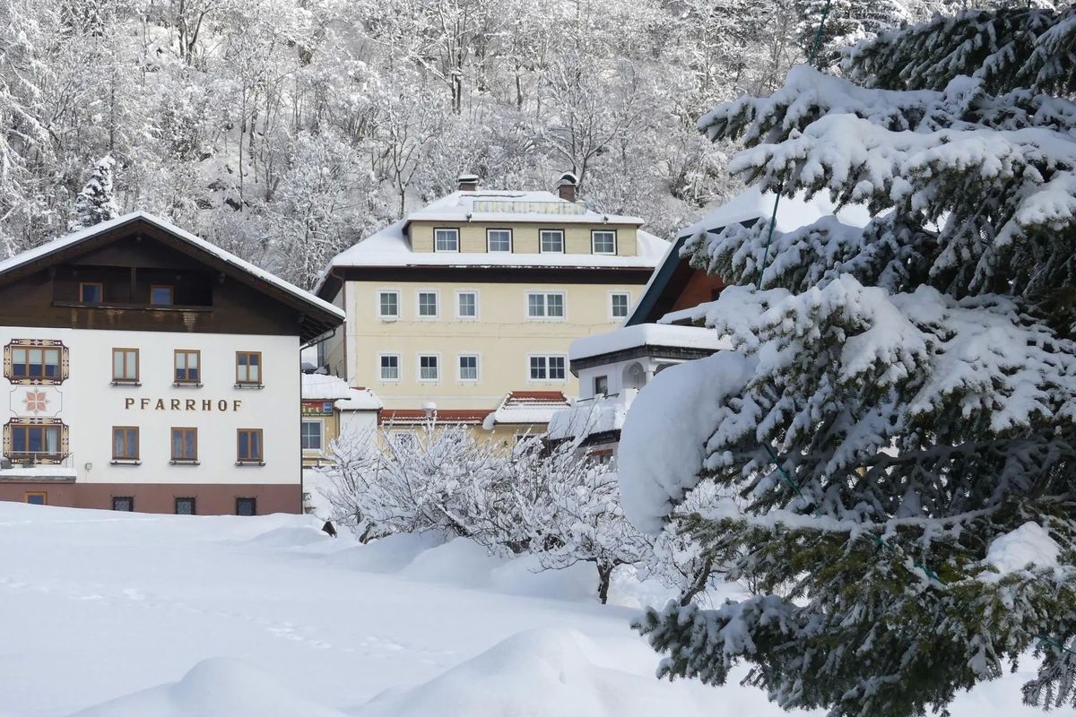 teren hotelu, budynek główny