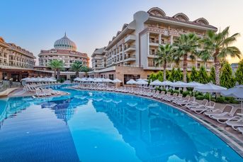 Kirman Belazur Resort & Spa