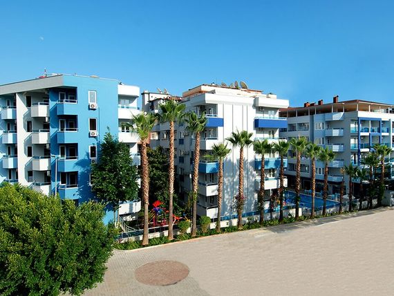 obiekt, teren hotelu