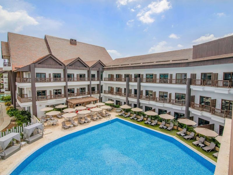 Grand Sirenis Karmairi