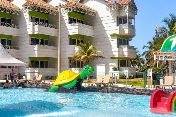 Las Americas - Casa de Playa