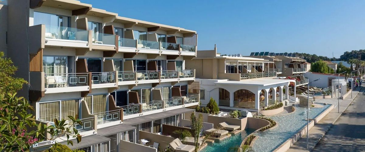 basen, balkon / taras, obiekt