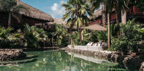 obiekt, teren hotelu, basen