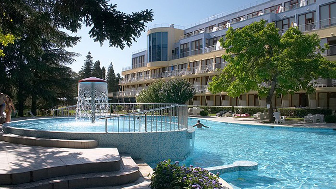 obiekt, teren hotelu, basen