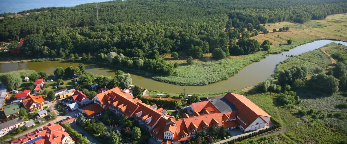 obiekt, teren hotelu