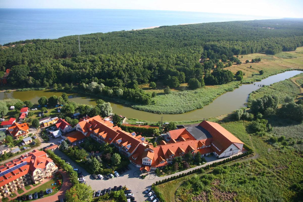 obiekt, teren hotelu