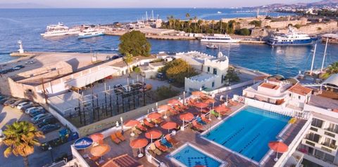 obiekt, teren hotelu, basen, brodzik