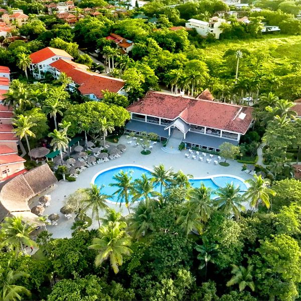 Occidental Tamarindo