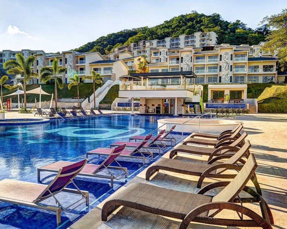Planet Hollywood Costa Rica by Royalton, An Autograph Collection Resort