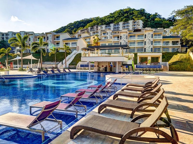 Planet Hollywood Costa Rica by Royalton, An Autograph Collection Resort