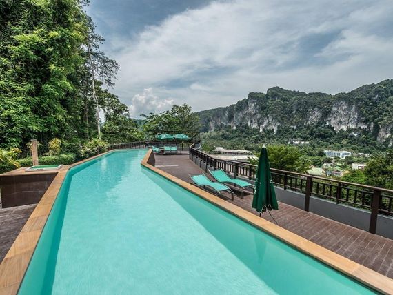 teren hotelu, basen
