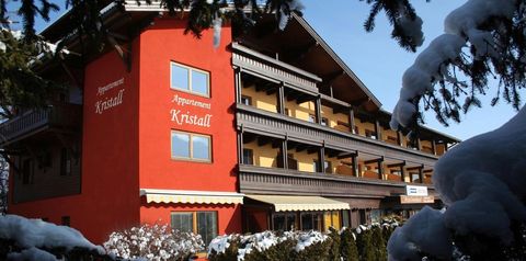 budynek główny, obiekt