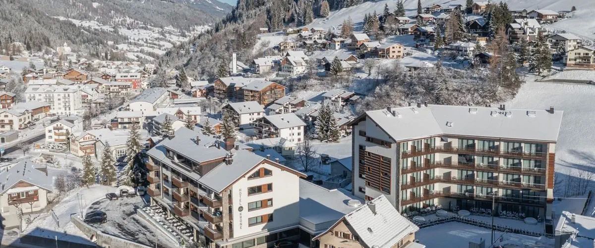 teren hotelu, obiekt