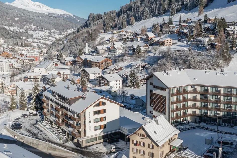 teren hotelu, obiekt