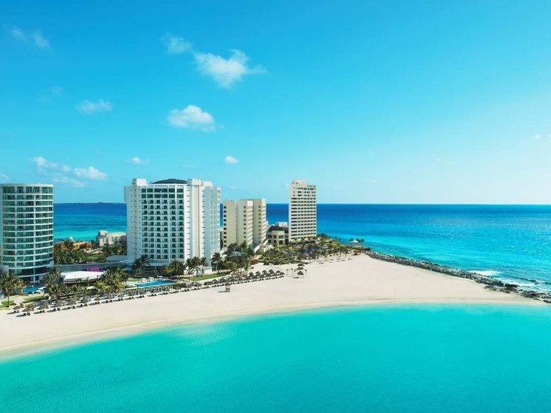 Krystal Altitude Cancun (ex. Krystal Grand Cancun)