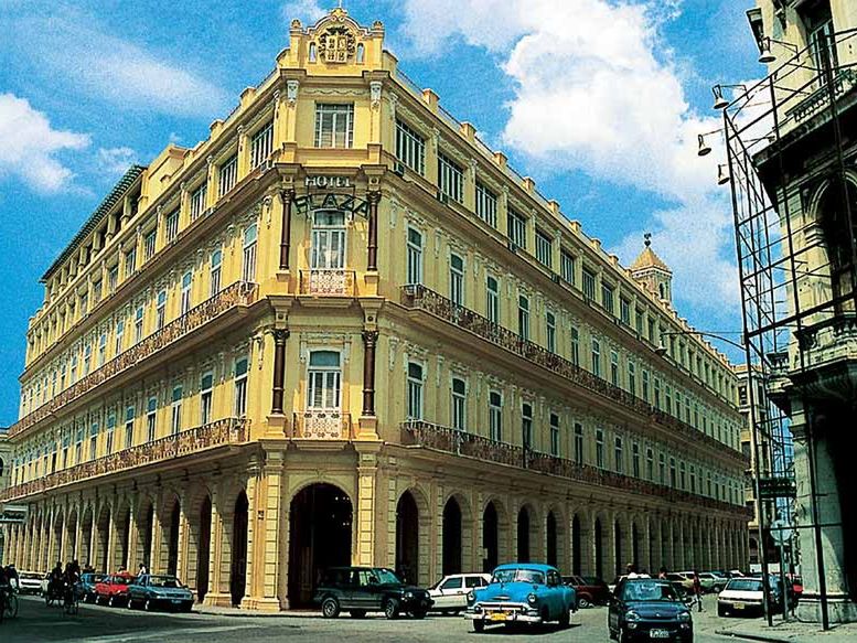 Gran Caribe Plaza 3*