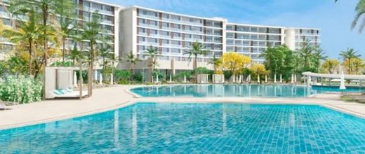 Grand Aston Varadero