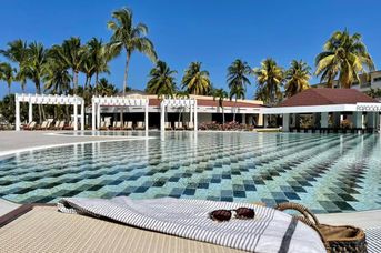 Sol Caribe Beach