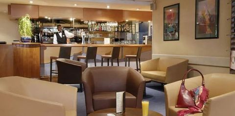 drink bar, lobby bar