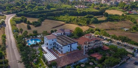 teren hotelu, budynek główny, obiekt