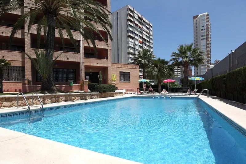 teren hotelu, obiekt, basen