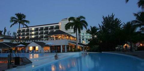 obiekt, teren hotelu, basen