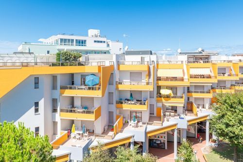 obiekt, budynek główny