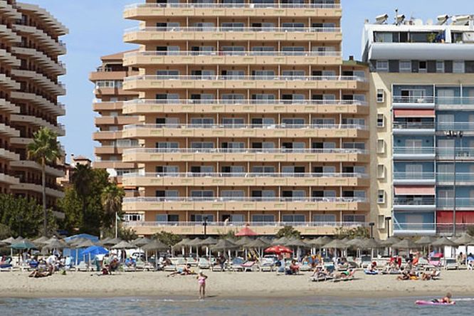 budynek główny, plaża