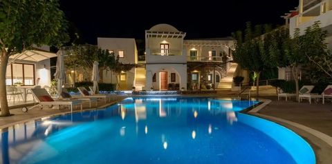 budynek główny, basen