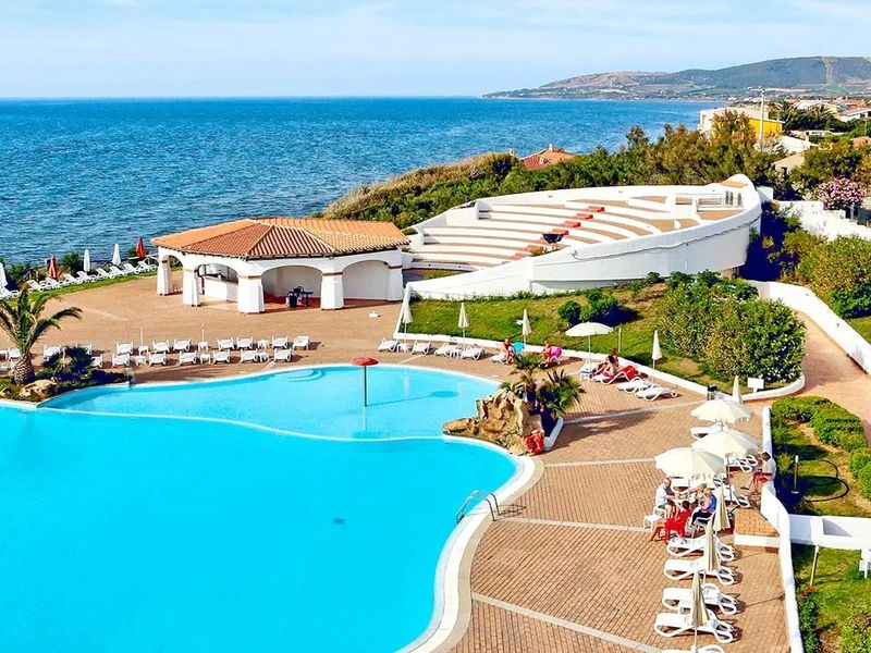 La Plage Noire Resort