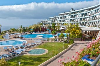 La Quinta Park Suites