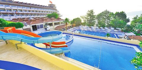 basen, zjeżdżalnia