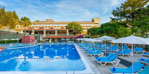 obiekt, teren hotelu, basen