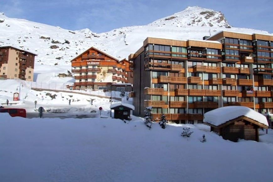 budynek główny, teren hotelu