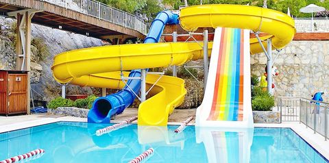 basen, zjeżdżalnia