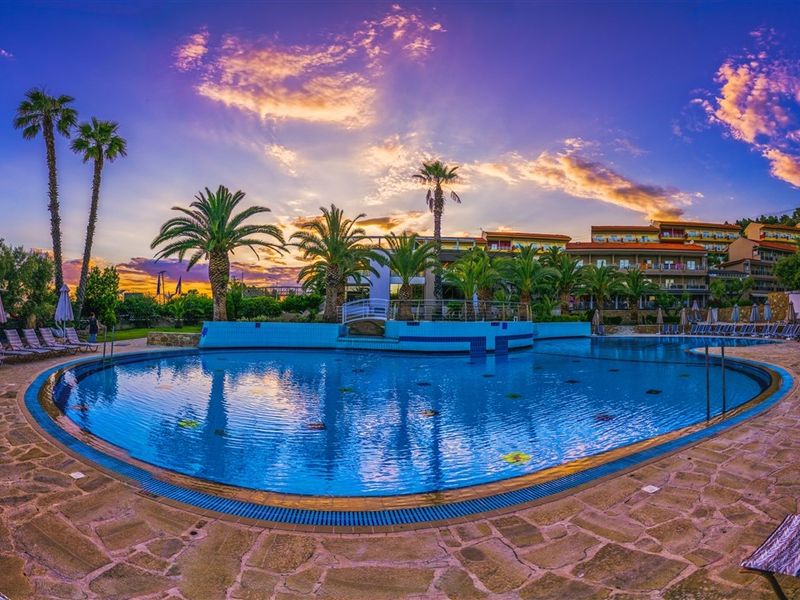 Lagomandra Hotel & Spa