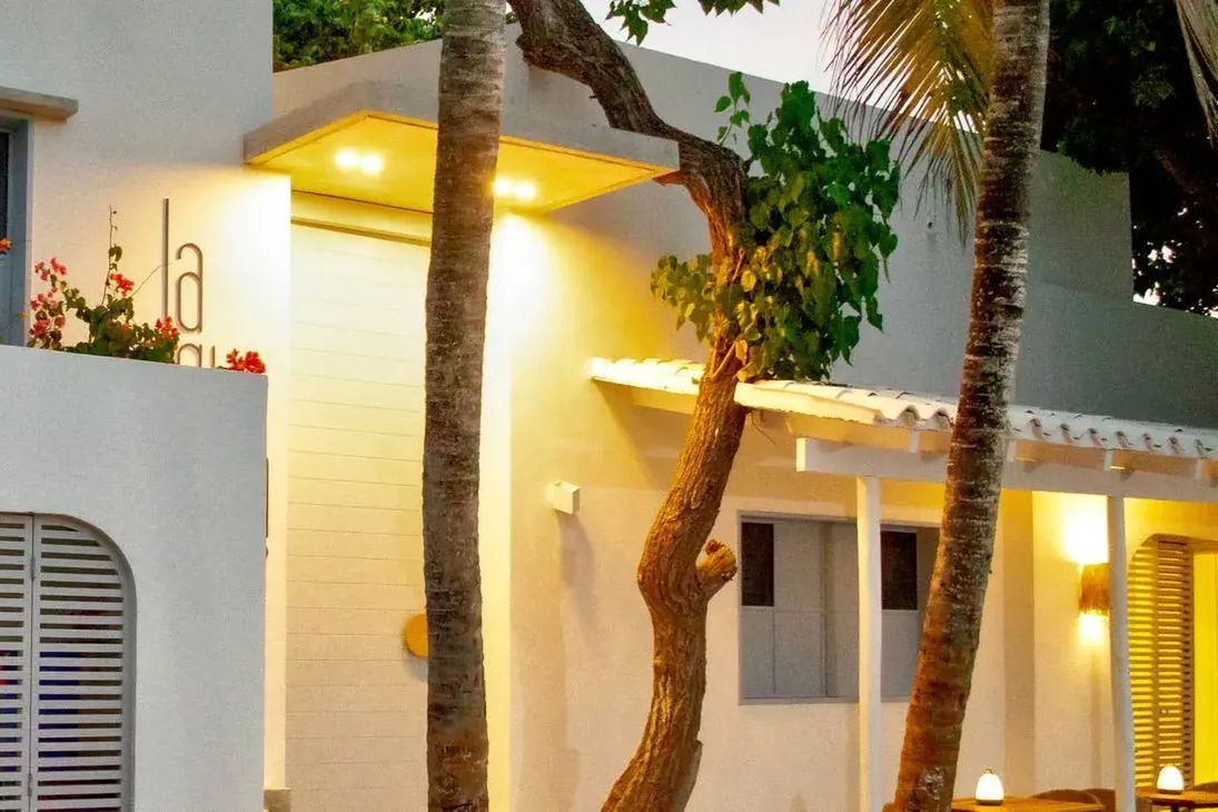 budynek główny, obiekt