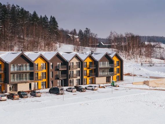 budynek główny, teren hotelu