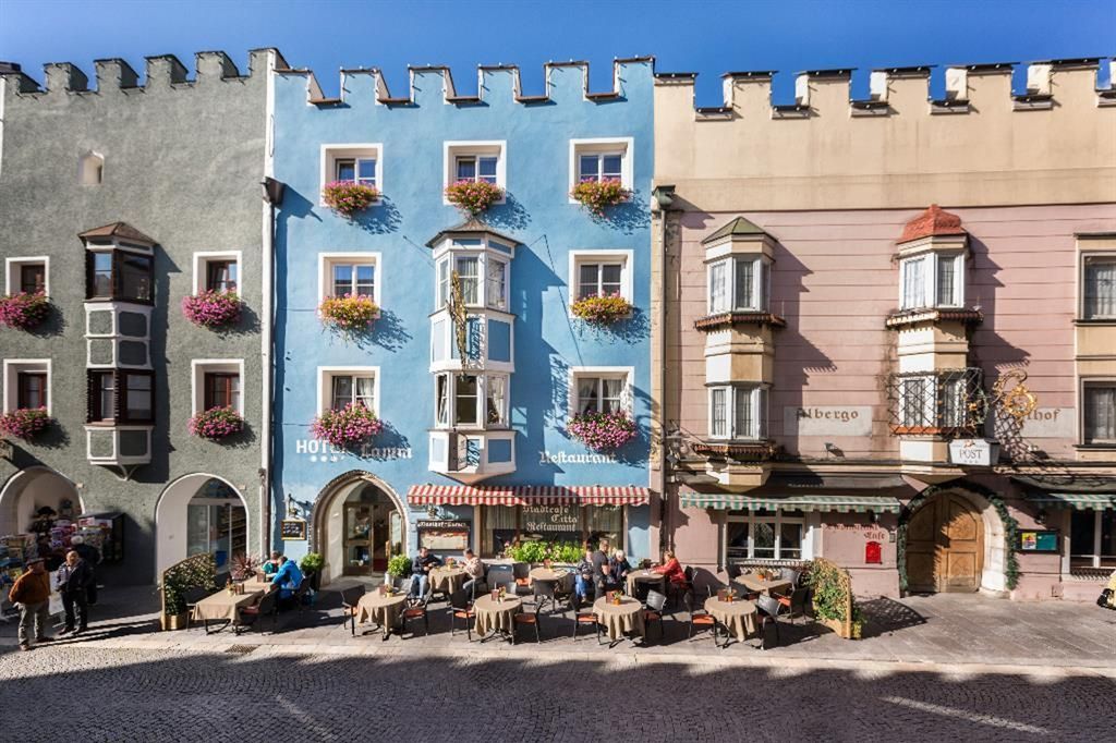 obiekt, teren hotelu