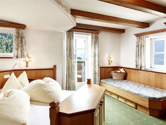 Landhotel Hauserbauer 4*