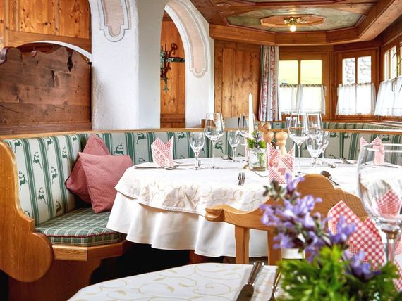 Landhotel Hauserbauer 4*