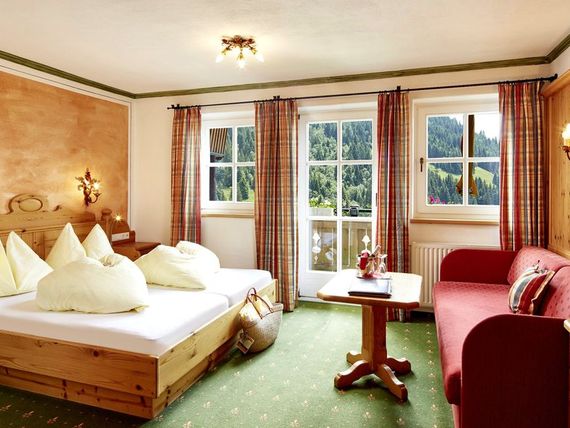 Landhotel Hauserbauer 4*